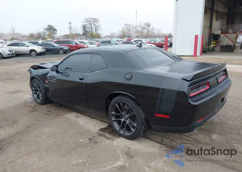 2023 Dodge Challenger R/T Scat Pack z USA, uszkodzony, nr VIN 2C3CDZFJ0PH514933